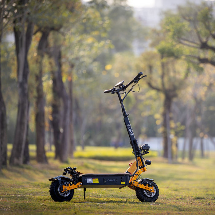 YUME X11+ | 6000W Dual-Motor All-Terrain Scooter — product view 5