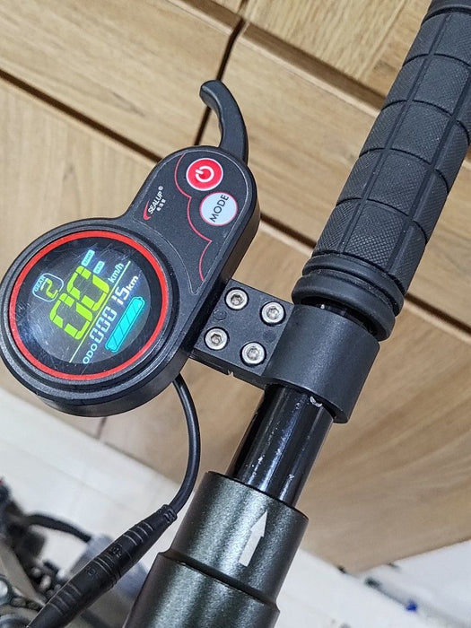 SEALUP Q9 Mini electric scooter — dashboard detail